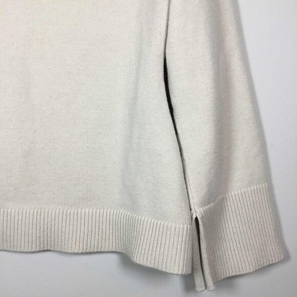 H&M Off White Minimalist Clean Girl Knit V Neck Oversized Sweater S Autumn Fall - Picture 3 of 8